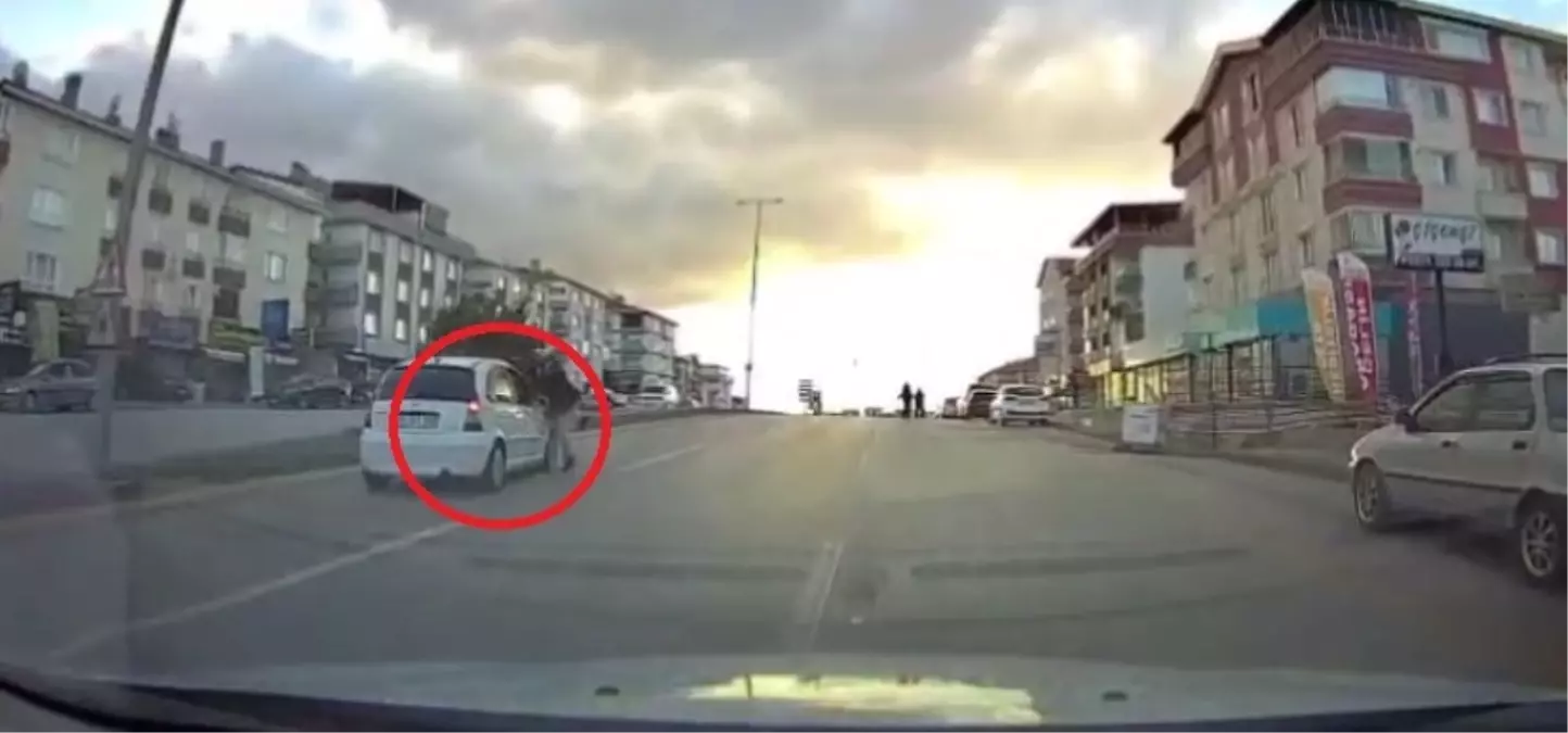 ankarada yayalara arac carpti 2 yarali 42bCsCaw.jpg