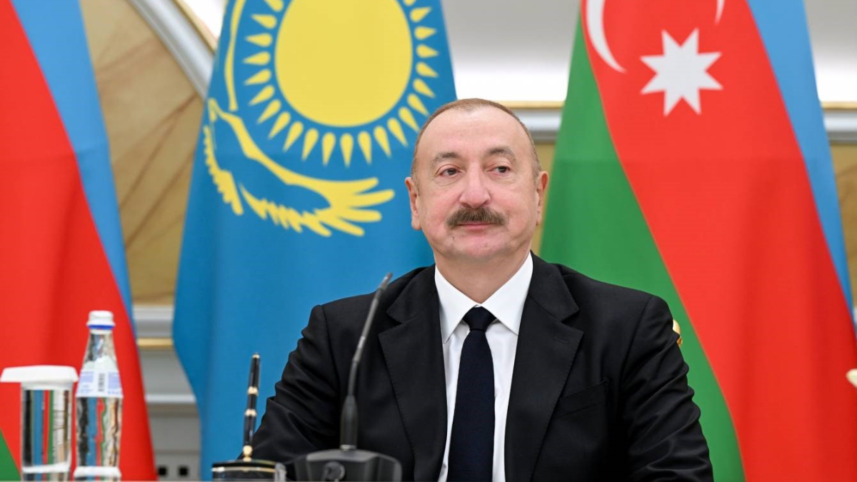 ilham aliyev azerbaycandan ermenistana kargo tasimaciliginda tum kisitlamalar kaldirildi X173kRDU.jpg