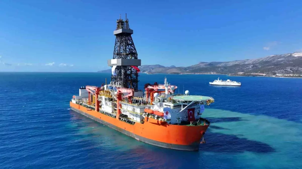 yeni sondaj gemisi tasucuna ulasti P5IUQmUk