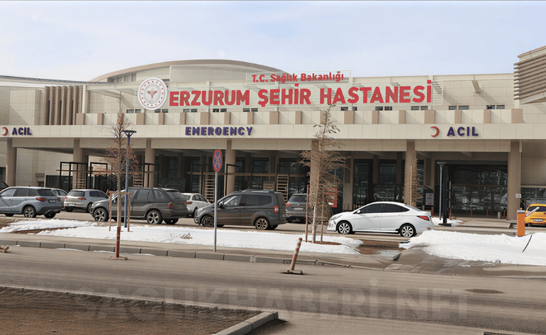 Erzurum Şehir Hastanesi’nde Rüşvet ve Dolandırıcılık Soruşturmasında 22 Gözaltı ve 1 Tutuklama