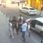 Avcilarda yol verme kavgasi kamerada tekme tokat birbirlerine girdiler akBHTReh